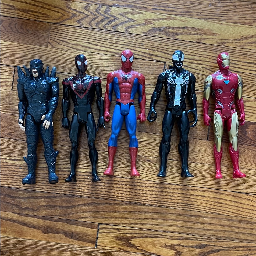 Superhero Action Figure Set - Multicolor